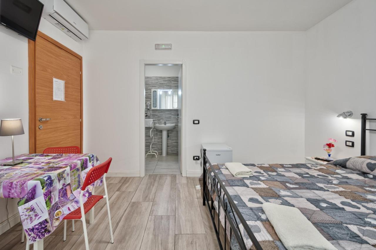 Venice Pink House Hotel Marghera Ngoại thất bức ảnh